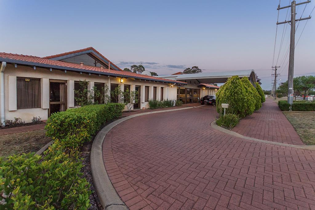 Banksia Motel Collie Extérieur photo