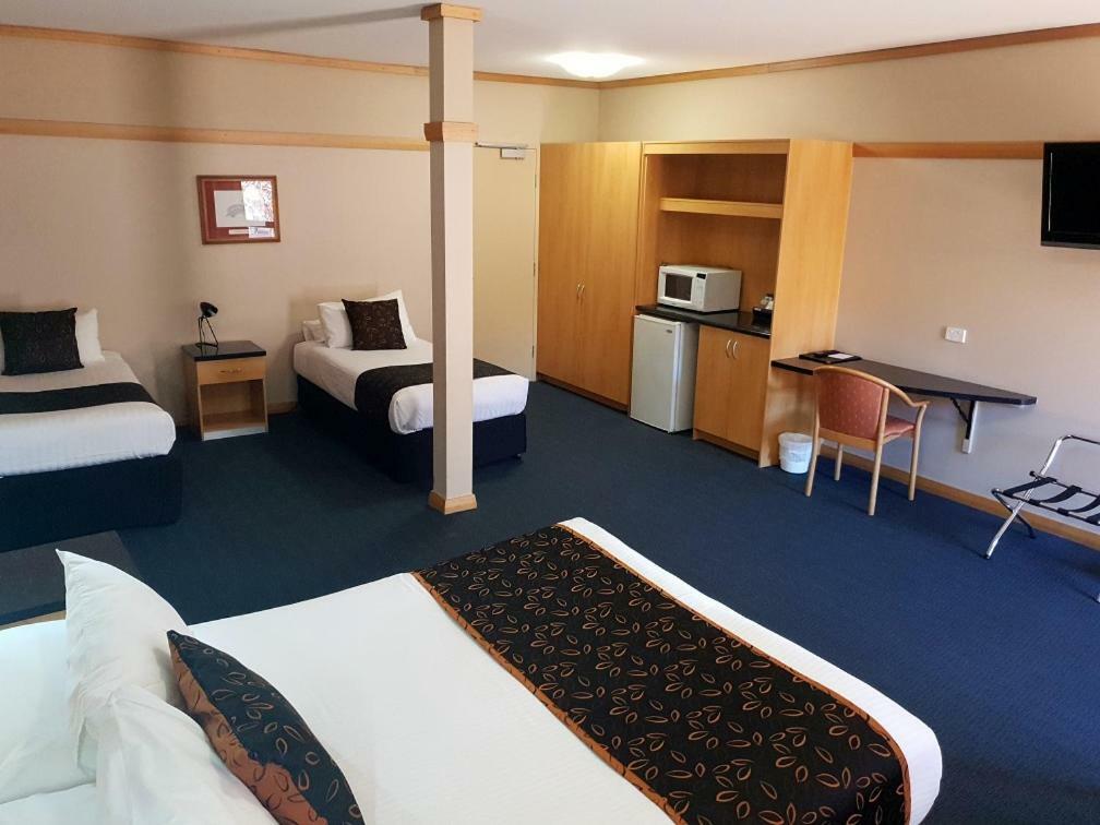 Banksia Motel Collie Extérieur photo